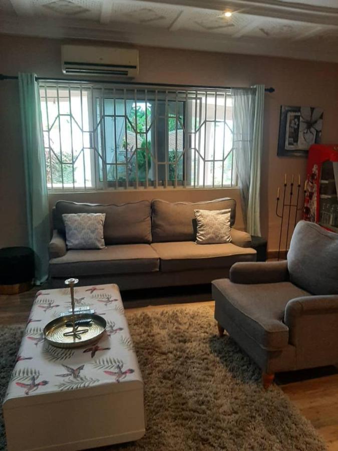 Nana Adu Guest House Koforidua Екстер'єр фото