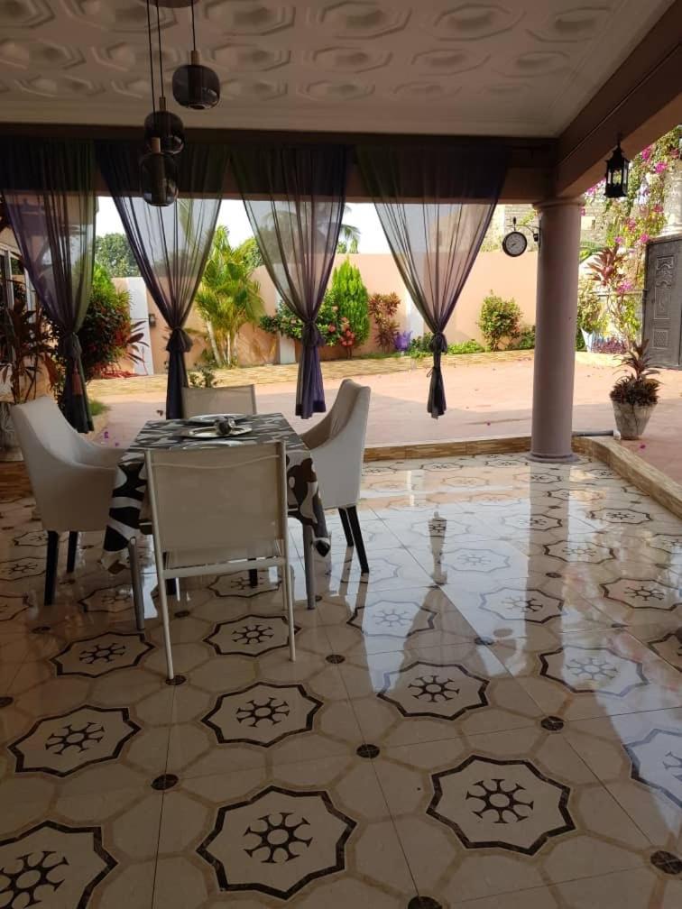 Nana Adu Guest House Koforidua Екстер'єр фото